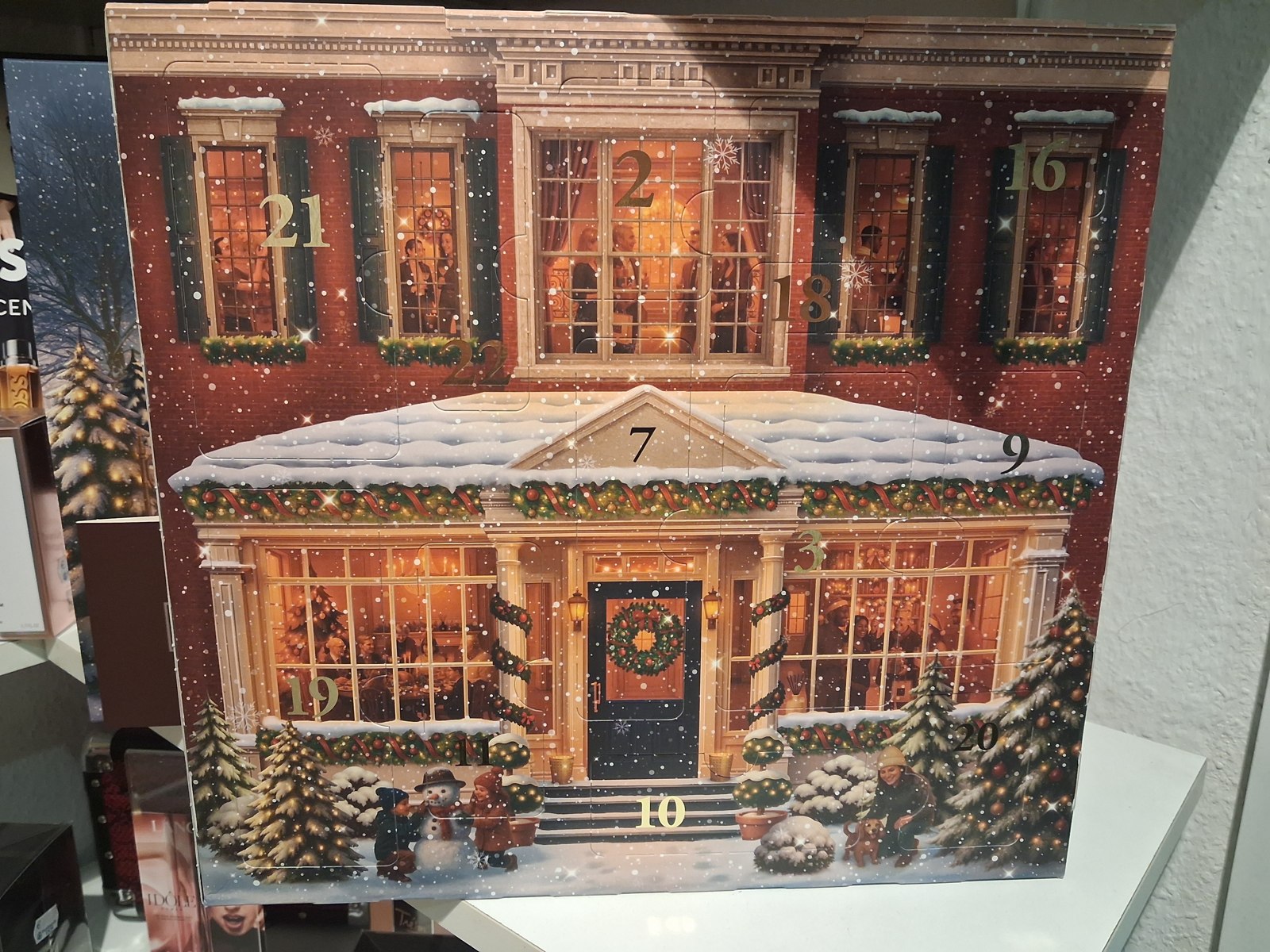 Adventskalender im Hausdesign